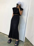 Nukty Elegant Green Skirt Sets 2 Pieces Womens Outfits Spring O-Neck Sleeveless Crop Tops Black Elastic Waist Long Skirts Suit Pajamas